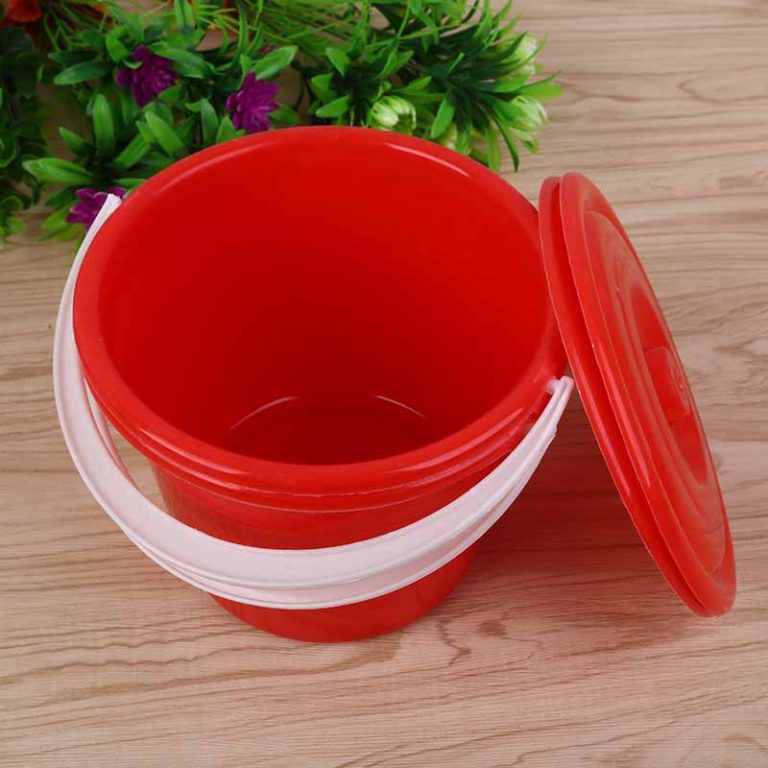 Small red bucket with lid red paint bucket | Plastic Bucket Manufacturers